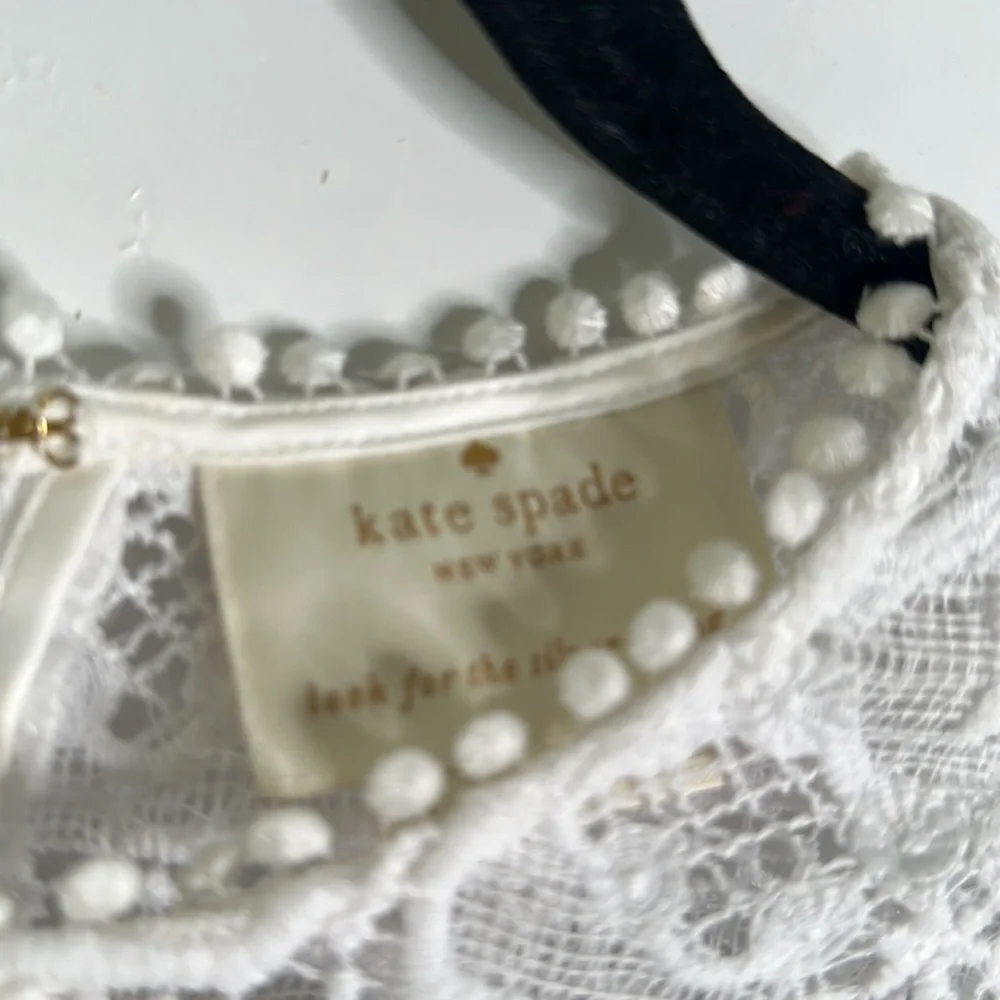 Kate spade Gul pure white lace mini dress raffle hem bell sleeve size 6